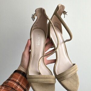 Reaction Kenneth Cole Beige Strappy Heels